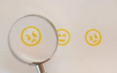 magnifying glass graphic